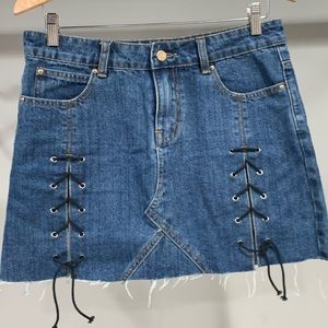 Denim Skirt w String Slits